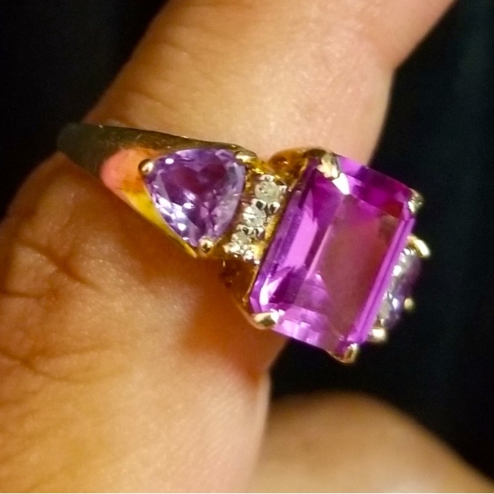 Genuine 14K Yellow Gold & Emerald-Cut Amethyst Antique Diamond Ring, Size 6.25 - Picture 6 of 9